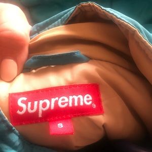 NWOT MENS SUPREME WAIST LENGTH JACKET